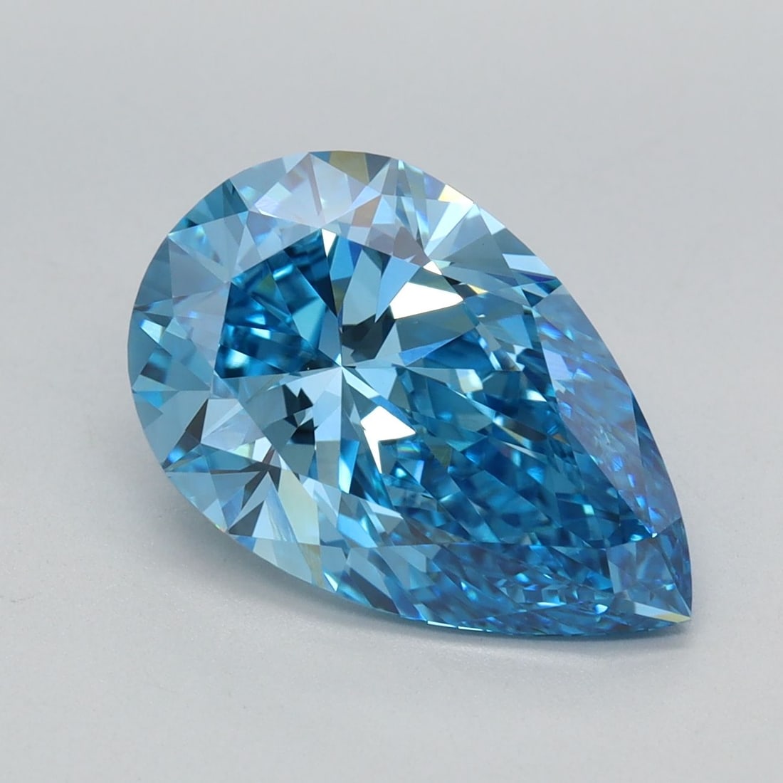 Loose Diamond - PEAR 3.03ct Fancy Vivid Blue VVS2: Loose Diamond - PEAR 3.03ct Fancy Vivid Blue VVS2 Source: This is a real non-mined Diamond that has been grown in a lab Shape: PEAR Carats: 3.03 Color: Fancy Vivid Blue Certification: IGI Video: