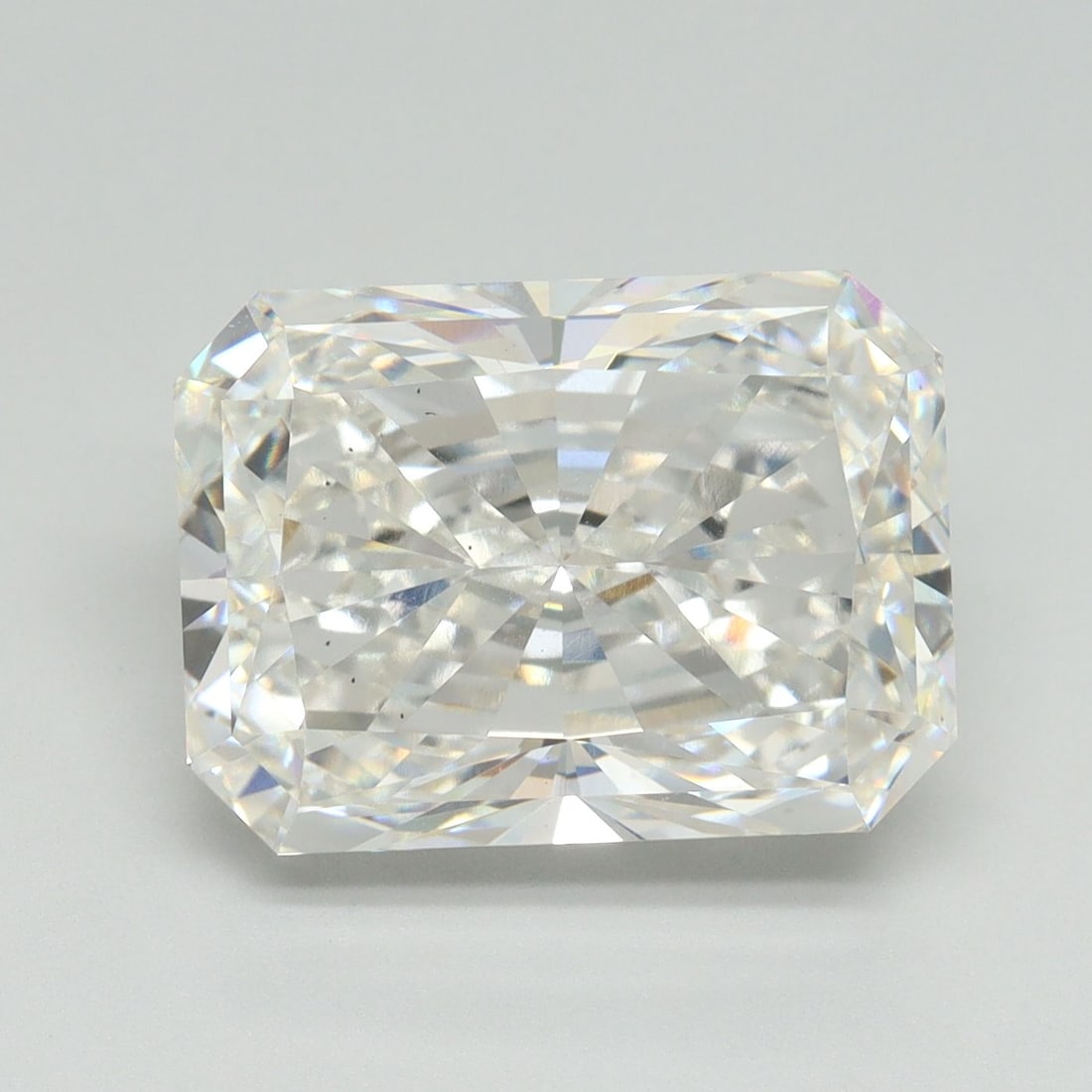 Loose Diamond - RADIANT 8.05ct E VS2: Loose Diamond - RADIANT 8.05ct E VS2 Source: This is a real non-mined Diamond that has been grown in a lab Shape: RADIANT Carats: 8.05 Color: E Clarity: VS2 Certification: IGI Video: