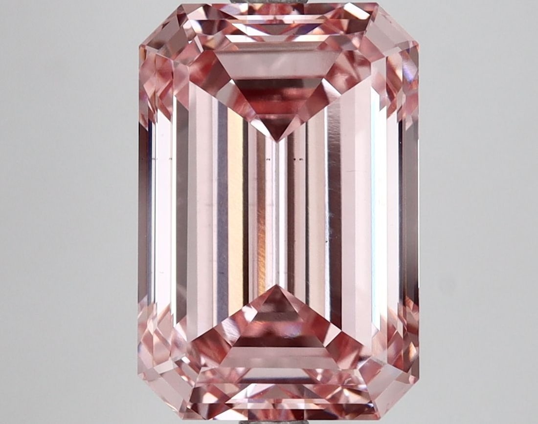 Loose Diamond - EMERALD 5.01ct Fancy Intense Pink VS2: Loose Diamond - EMERALD 5.01ct Fancy Intense Pink VS2 Source: This is a real non-mined Diamond that has been grown in a lab Shape: EMERALD Carats: 5.01 Color: Fancy Intense Pink Certification: IGI Vid