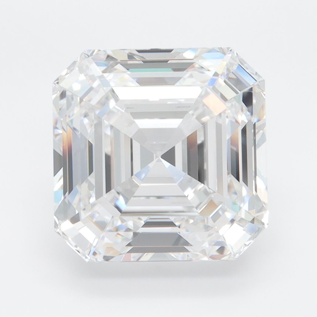 Loose Diamond - ASSCHER 5.56ct E VVS2: Loose Diamond - ASSCHER 5.56ct E VVS2 Source: This is a real non-mined Diamond that has been grown in a lab Shape: ASSCHER Carats: 5.56 Color: E Clarity: VVS2 Certification: GIA Video: