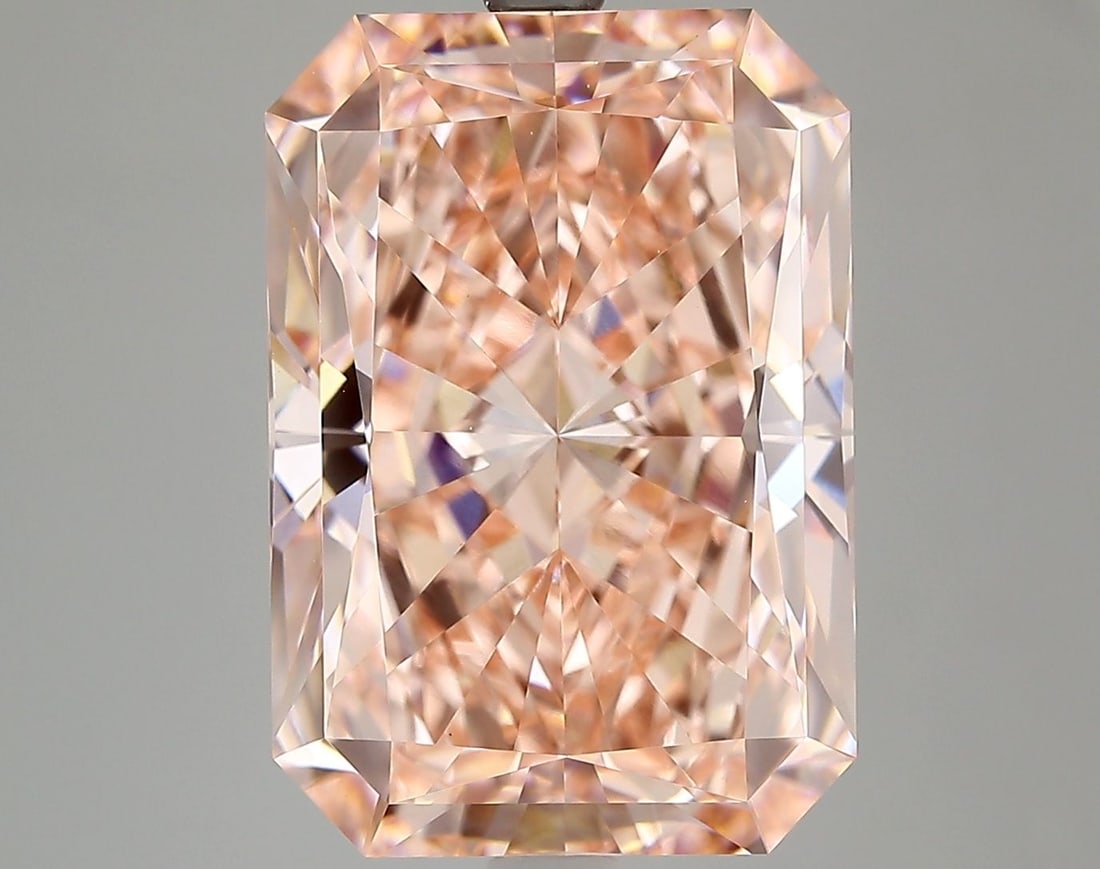 Loose Diamond - RADIANT 7.01ct Fancy Vivid Pink VVS2: Loose Diamond - RADIANT 7.01ct Fancy Vivid Pink VVS2 Source: This is a real non-mined Diamond that has been grown in a lab Shape: RADIANT Carats: 7.01 Color: Fancy Vivid Pink Certification: IGI Video: