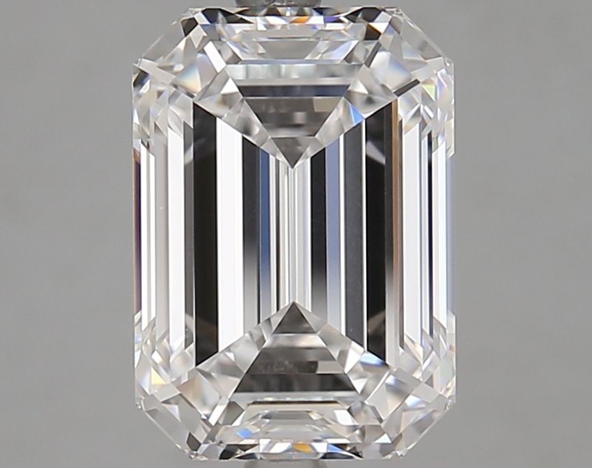 Loose Diamond - EMERALD 4.2ct D VVS1: Loose Diamond - EMERALD 4.2ct D VVS1 Source: This is a real non-mined Diamond that has been grown in a lab Shape: EMERALD Carats: 4.2 Color: D Clarity: VVS1 Certification: GIA Video: