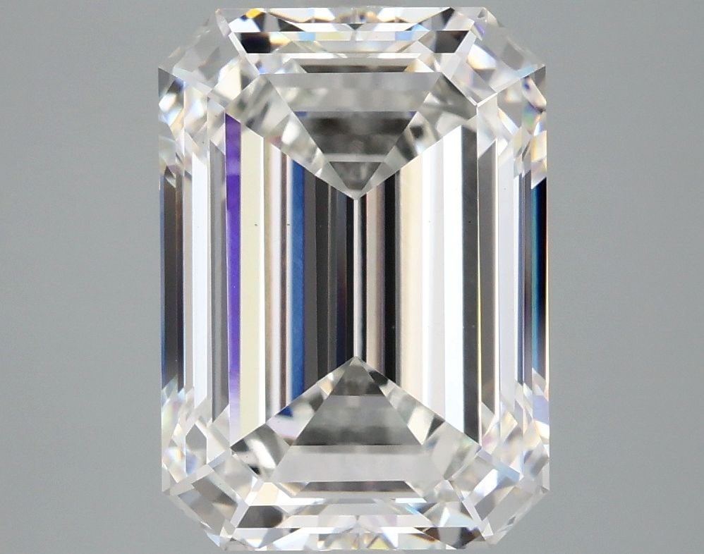 Loose Diamond - EMERALD 5.09ct F VS1: Loose Diamond - EMERALD 5.09ct F VS1 Source: This is a real non-mined Diamond that has been grown in a lab Shape: EMERALD Carats: 5.09 Color: F Clarity: VS1 Certification: IGI Video: Video Link