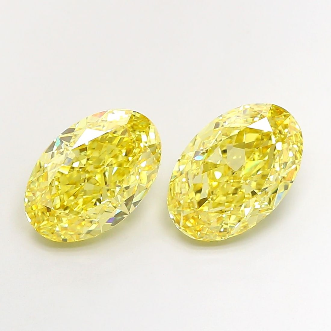 Loose Diamond - OVAL 5.03ct Fancy Vivid Yellow VS2 (1 of 1)