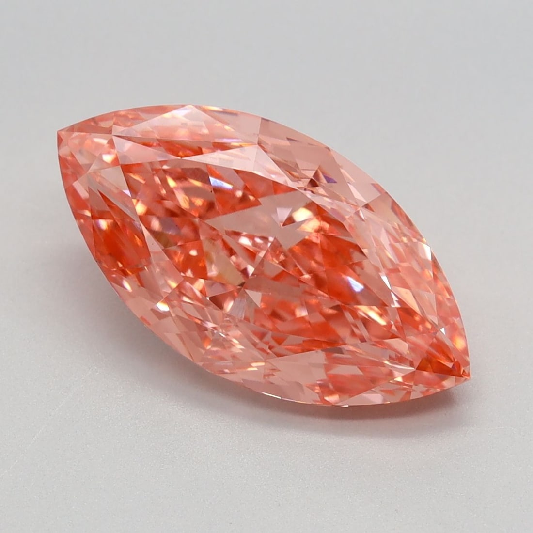 Loose Diamond - MARQUISE 3.06ct Fancy Vivid Pink VVS2: Loose Diamond - MARQUISE 3.06ct Fancy Vivid Pink VVS2 Source: This is a real non-mined Diamond that has been grown in a lab Shape: MARQUISE Carats: 3.06 Color: Fancy Vivid Pink Certification: IGI Vide
