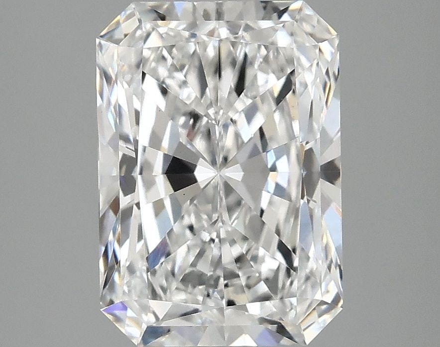 Loose Diamond - RADIANT 3.03ct E VS1: Loose Diamond - RADIANT 3.03ct E VS1 Source: This is a real non-mined Diamond that has been grown in a lab Shape: RADIANT Carats: 3.03 Color: E Clarity: VS1 Certification: IGI Video: