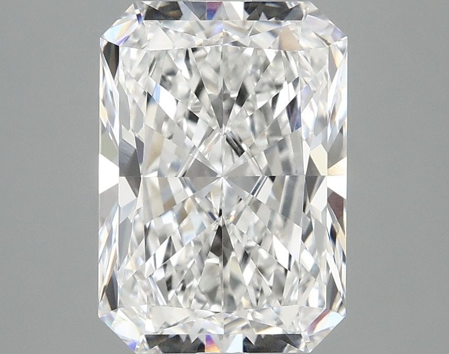 Loose Diamond - RADIANT 3.05ct E VVS2: Loose Diamond - RADIANT 3.05ct E VVS2 Source: This is a real non-mined Diamond that has been grown in a lab Shape: RADIANT Carats: 3.05 Color: E Clarity: VVS2 Certification: IGI Additional images
