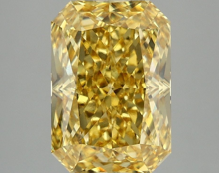 Loose Diamond - RADIANT 4.09ct Fancy Vivid Yellow VS1: Loose Diamond - RADIANT 4.09ct Fancy Vivid Yellow VS1 Source: This is a real non-mined Diamond that has been grown in a lab Shape: RADIANT Carats: 4.09 Color: Fancy Vivid Yellow Certification: IGI Vid