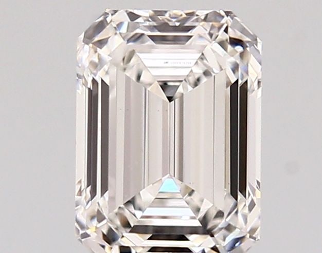 Loose Diamond - EMERALD 1.4ct E VVS2: Loose Diamond - EMERALD 1.4ct E VVS2 Source: This is a real non-mined Diamond that has been grown in a lab Shape: EMERALD Carats: 1.4 Color: E Clarity: VVS2 Certification: IGI Video:
