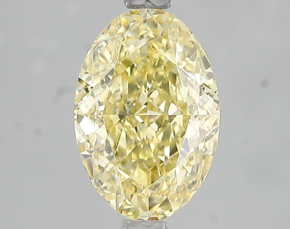 Loose Diamond - OVAL 2.52ct Fancy Intense Yellow VS1: Loose Diamond - OVAL 2.52ct Fancy Intense Yellow VS1 Source: This is a real non-mined Diamond that has been grown in a lab Shape: OVAL Carats: 2.52 Color: Fancy Intense Yellow Certification: IGI Video