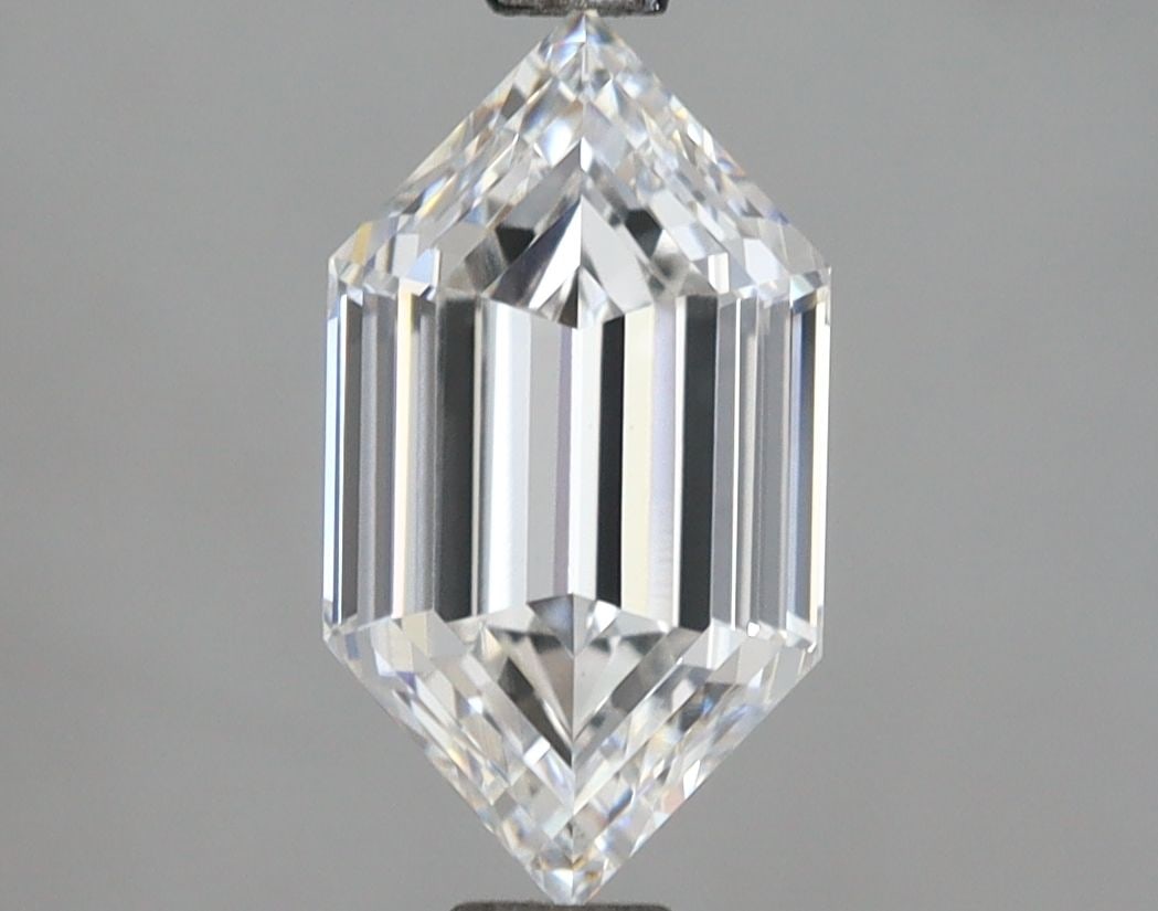 Loose Diamond - HEXAGONAL 2.04ct E VVS2: Loose Diamond - HEXAGONAL 2.04ct E VVS2 Source: This is a real non-mined Diamond that has been grown in a lab Shape: HEXAGONAL Carats: 2.04 Color: E Clarity: VVS2 Certification: IGI Video: