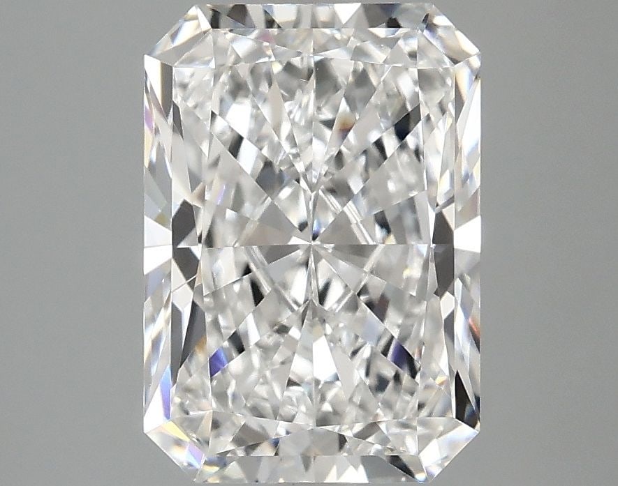 Loose Diamond - RADIANT 3.04ct E VS1: Loose Diamond - RADIANT 3.04ct E VS1 Source: This is a real non-mined Diamond that has been grown in a lab Shape: RADIANT Carats: 3.04 Color: E Clarity: VS1 Certification: IGI Video: Video Link