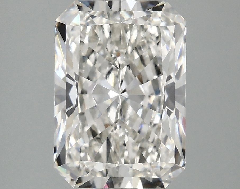 Loose Diamond - RADIANT 3.1ct G VVS2: Loose Diamond - RADIANT 3.1ct G VVS2 Source: This is a real non-mined Diamond that has been grown in a lab Shape: RADIANT Carats: 3.1 Color: G Clarity: VVS2 Certification: IGI Video: