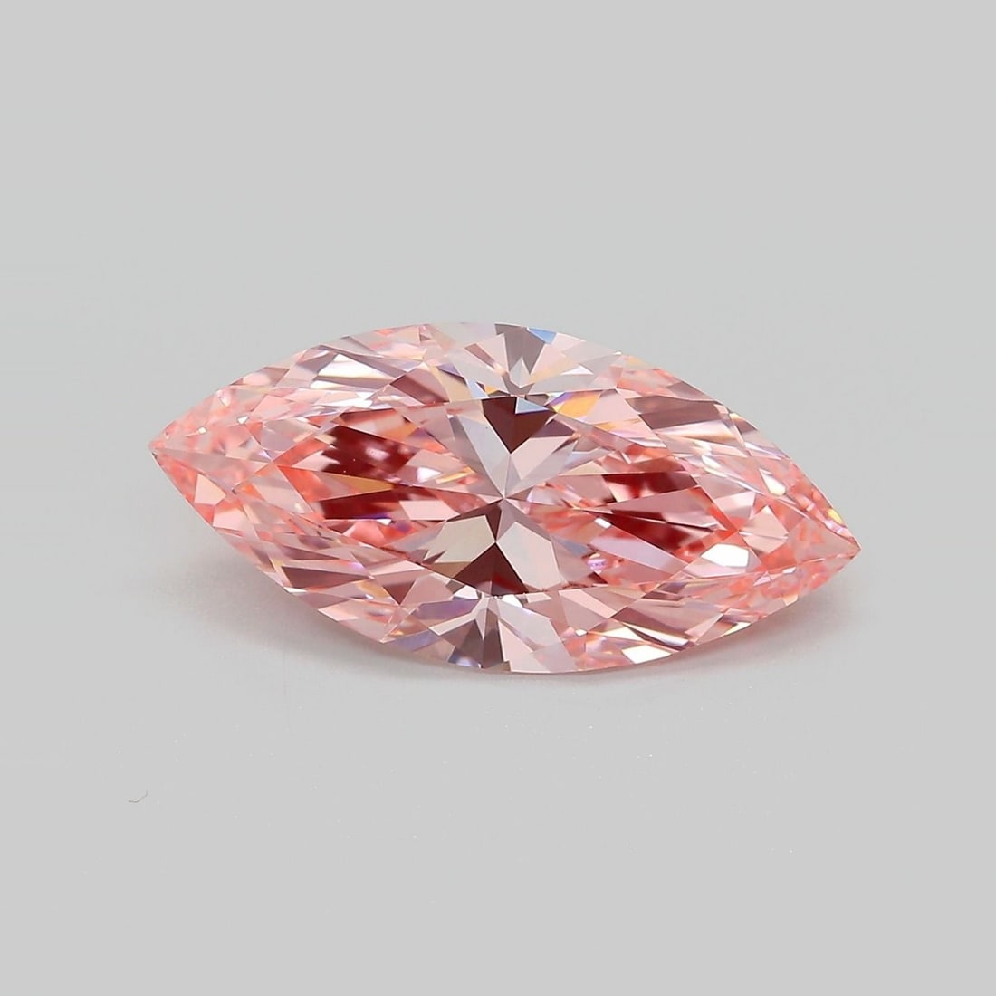 Loose Diamond - MARQUISE 3.73ct Fancy Vivid Pink VVS2: Loose Diamond - MARQUISE 3.73ct Fancy Vivid Pink VVS2 Source: This is a real non-mined Diamond that has been grown in a lab Shape: MARQUISE Carats: 3.73 Color: Fancy Vivid Pink Certification: IGI Vide