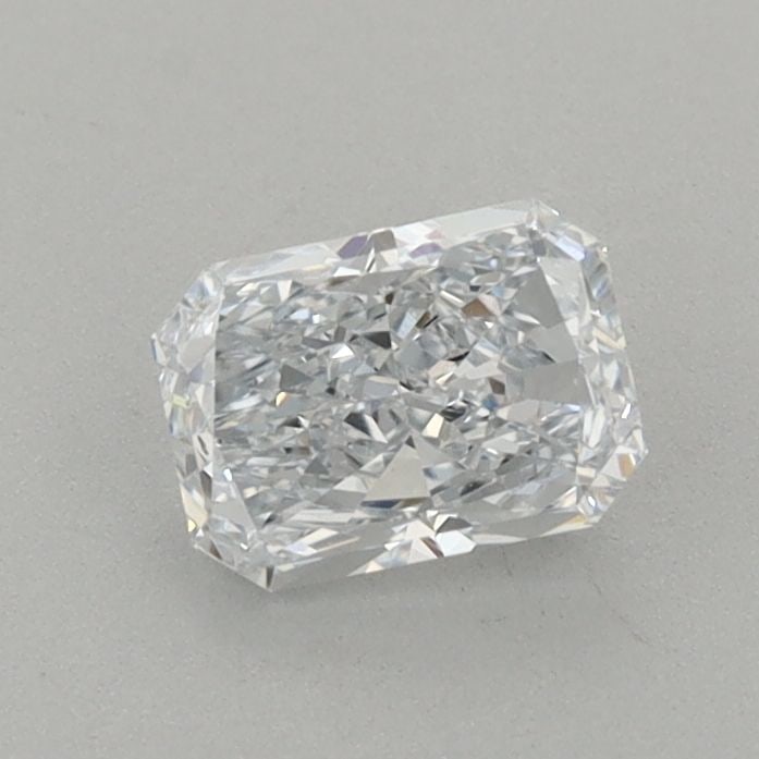 Loose Diamond - RADIANT 0.67ct F VVS2: Loose Diamond - RADIANT 0.67ct F VVS2 Source: This is a real non-mined Diamond that has been grown in a lab Shape: RADIANT Carats: 0.67 Color: F Clarity: VVS2 Certification: IGI Video: