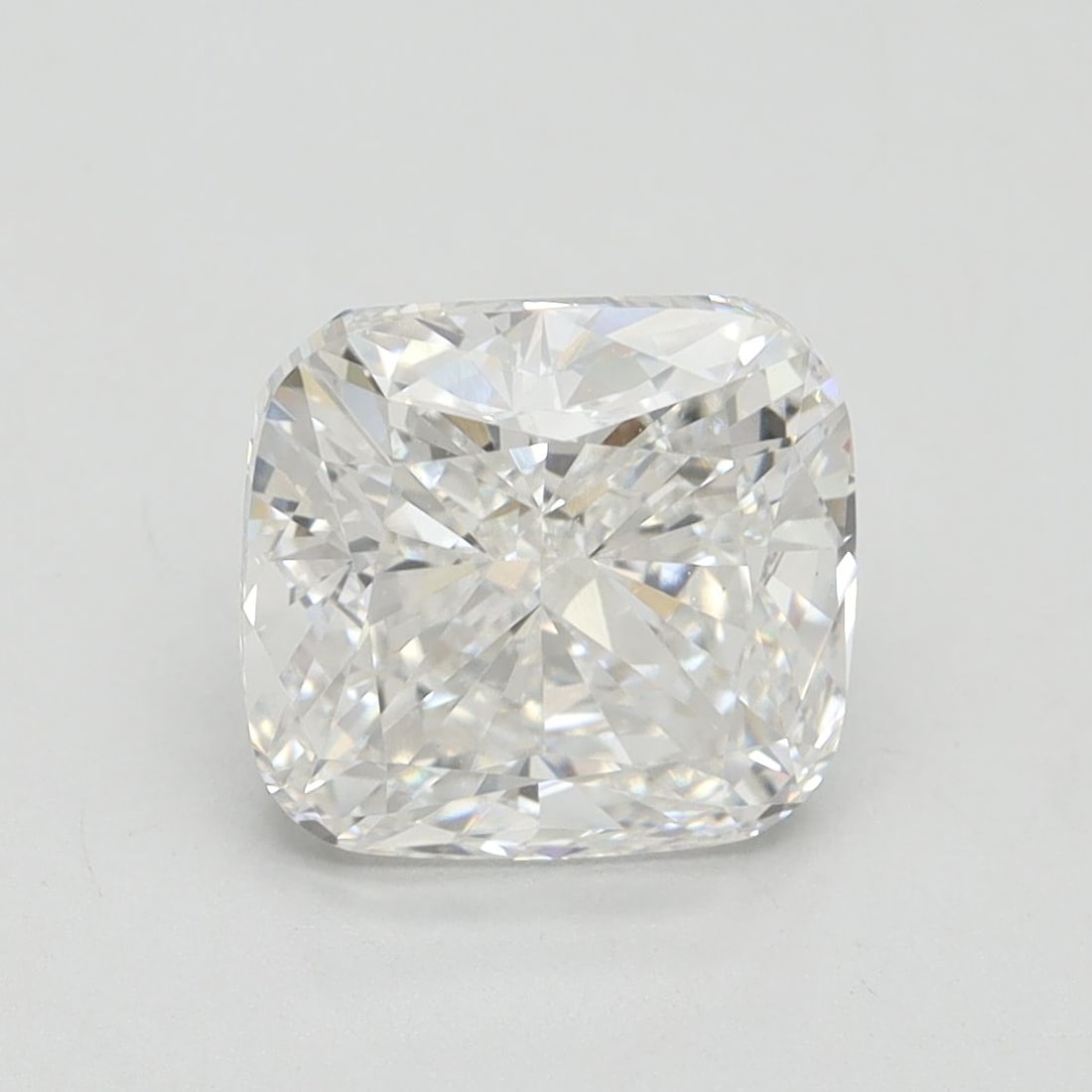 Loose Diamond - CUSHION BRILLIANT 3.31ct G VS1: Loose Diamond - CUSHION BRILLIANT 3.31ct G VS1 Source: This is a real non-mined Diamond that has been grown in a lab Shape: CUSHION BRILLIANT Carats: 3.31 Color: G Clarity: VS1 Certification: IGI Vide