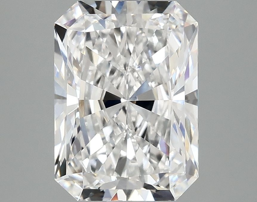 Loose Diamond - RADIANT 3.06ct D VS1: Loose Diamond - RADIANT 3.06ct D VS1 Source: This is a real non-mined Diamond that has been grown in a lab Shape: RADIANT Carats: 3.06 Color: D Clarity: VS1 Certification: IGI Video: