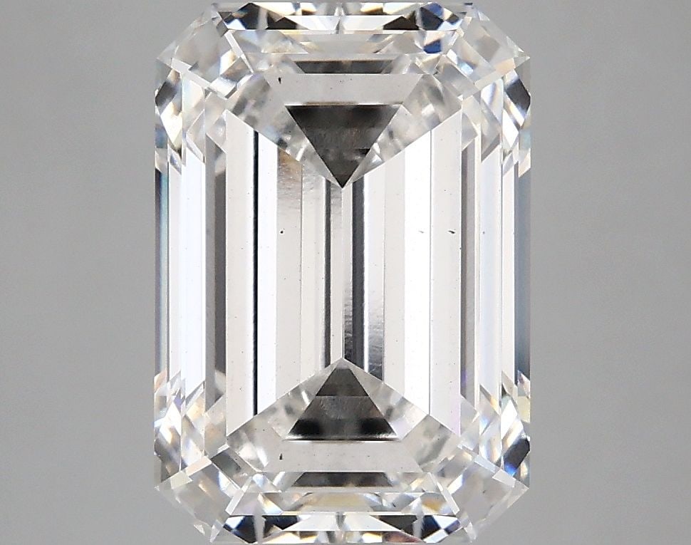 Loose Diamond - EMERALD 4.83ct F VS2: Loose Diamond - EMERALD 4.83ct F VS2 Source: This is a real non-mined Diamond that has been grown in a lab Shape: EMERALD Carats: 4.83 Color: F Clarity: VS2 Certification: IGI Video: