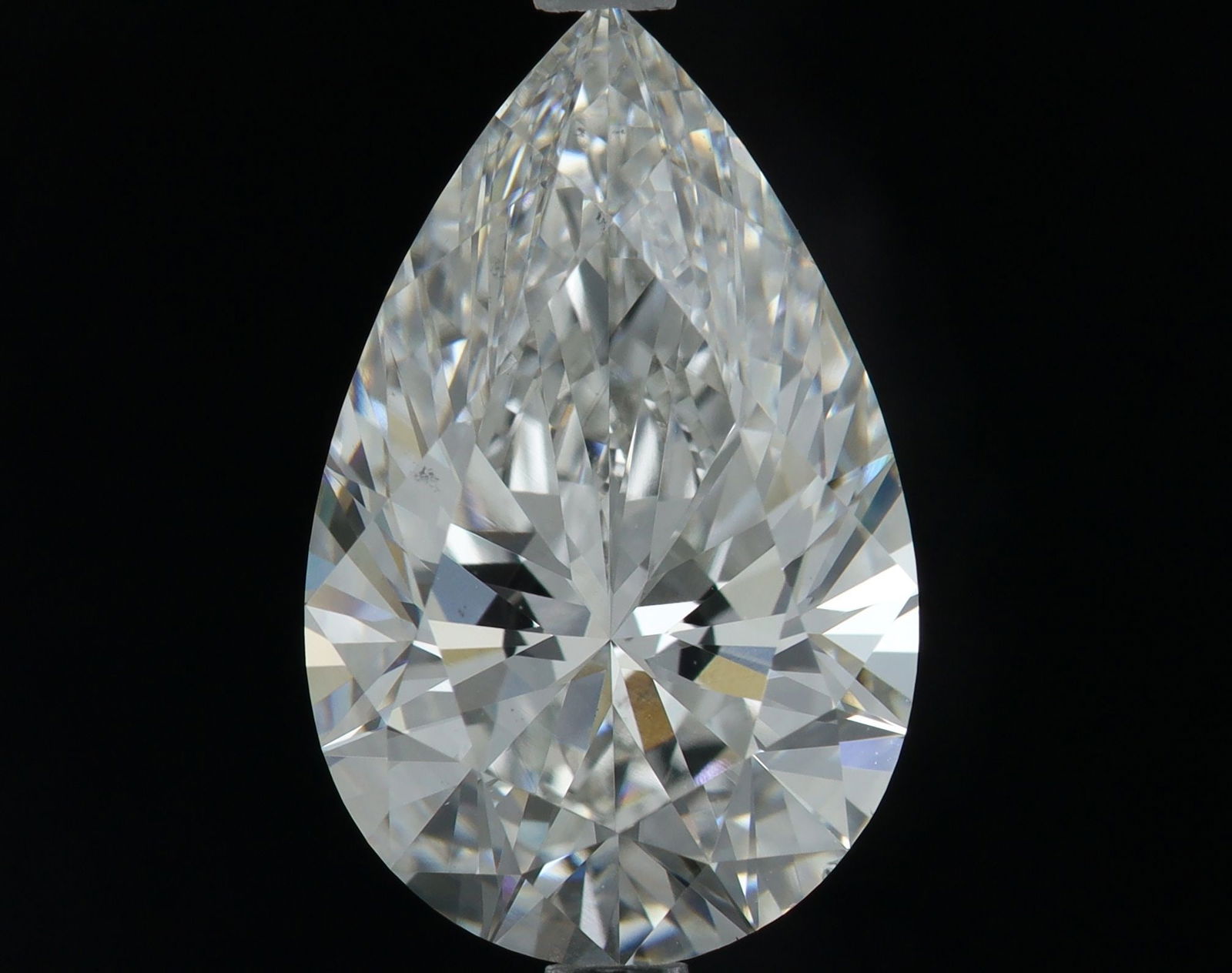 Loose Diamond - PEAR 3.6ct G VS2: Loose Diamond - PEAR 3.6ct G VS2 Source: This is a real non-mined Diamond that has been grown in a lab Shape: PEAR Carats: 3.6 Color: G Clarity: VS2 Certification: IGI Video: