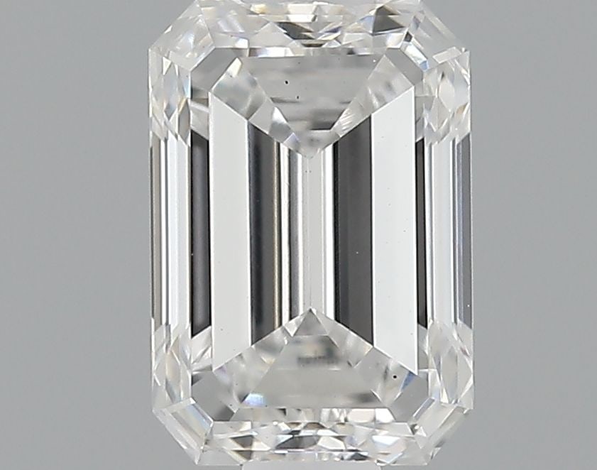 Loose Diamond - EMERALD 0.72ct F VS1: Loose Diamond - EMERALD 0.72ct F VS1 Source: This is a real non-mined Diamond that has been grown in a lab Shape: EMERALD Carats: 0.72 Color: F Clarity: VS1 Certification: IGI Video: