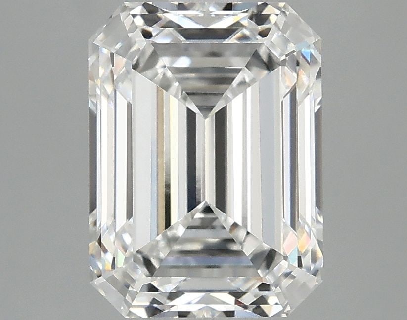 Loose Diamond - EMERALD 3.08ct E VVS2: Loose Diamond - EMERALD 3.08ct E VVS2 Source: This is a real non-mined Diamond that has been grown in a lab Shape: EMERALD Carats: 3.08 Color: E Clarity: VVS2 Certification: IGI Video: