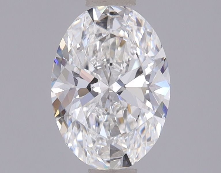 Loose Diamond - OVAL 1.01ct E VS1: Loose Diamond - OVAL 1.01ct E VS1 Source: This is a real non-mined Diamond that has been grown in a lab Shape: OVAL Carats: 1.01 Color: E Clarity: VS1 Certification: IGI Video: