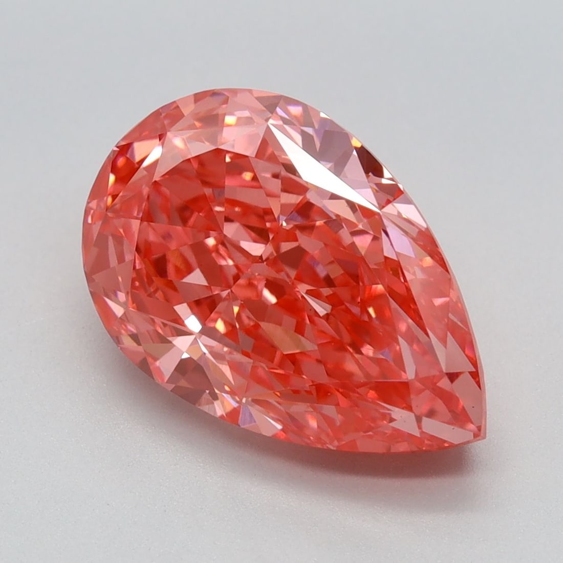 Loose Diamond - PEAR 4.11ct Fancy Vivid Pink VS1: Loose Diamond - PEAR 4.11ct Fancy Vivid Pink VS1 Source: This is a real non-mined Diamond that has been grown in a lab Shape: PEAR Carats: 4.11 Color: Fancy Vivid Pink Certification: IGI Video: