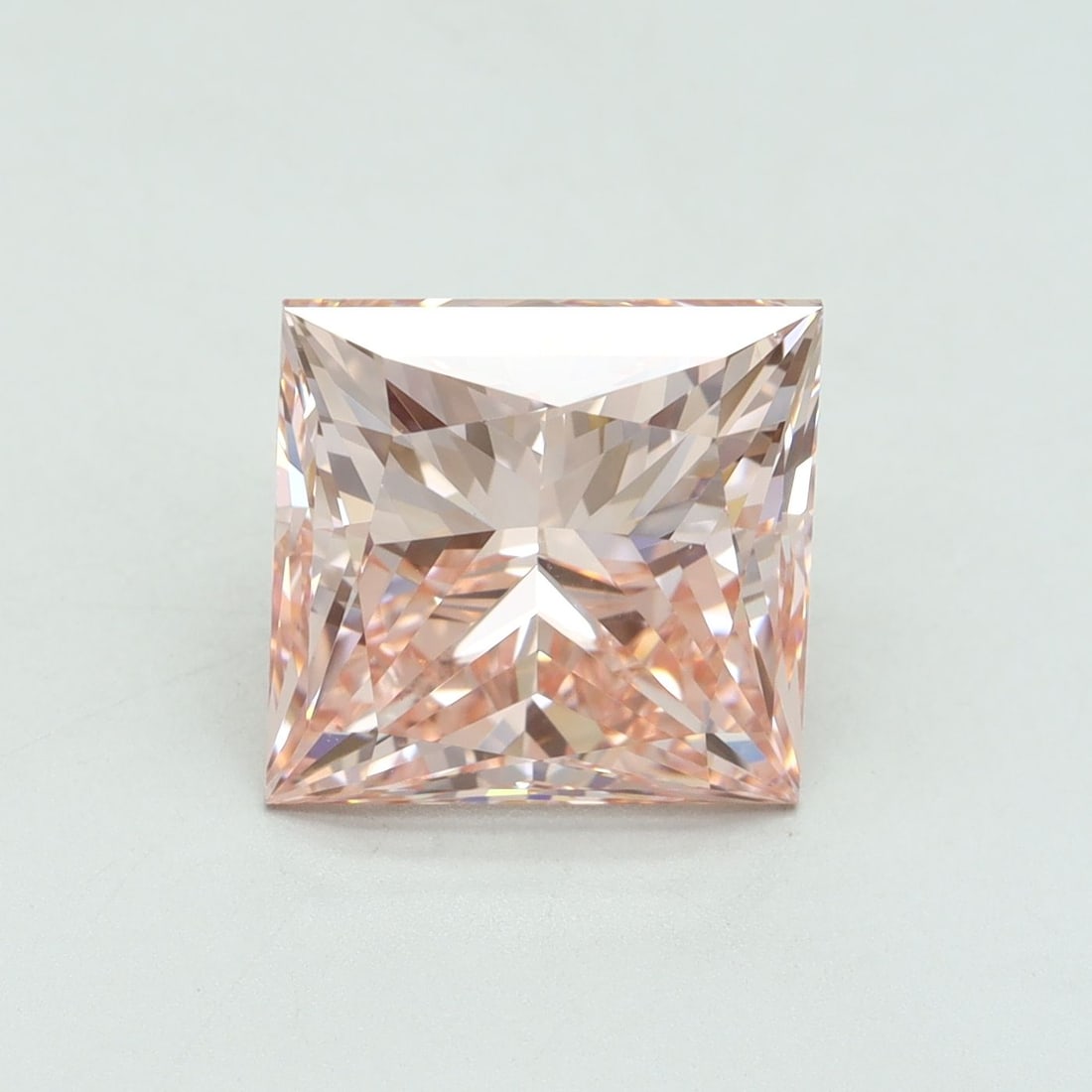 Loose Diamond - PRINCESS 5.03ct Fancy Vivid Pink VS2: Loose Diamond - PRINCESS 5.03ct Fancy Vivid Pink VS2 Source: This is a real non-mined Diamond that has been grown in a lab Shape: PRINCESS Carats: 5.03 Color: Fancy Vivid Pink Certification: IGI Video