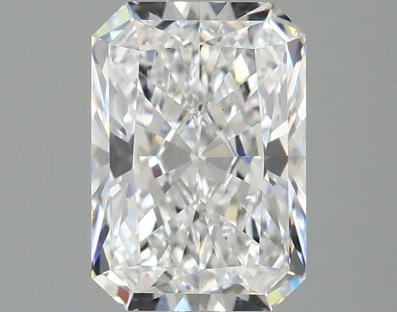 Loose Diamond - RADIANT 2.07ct D VS1: Loose Diamond - RADIANT 2.07ct D VS1 Source: This is a real non-mined Diamond that has been grown in a lab Shape: RADIANT Carats: 2.07 Color: D Clarity: VS1 Certification: IGI Video: