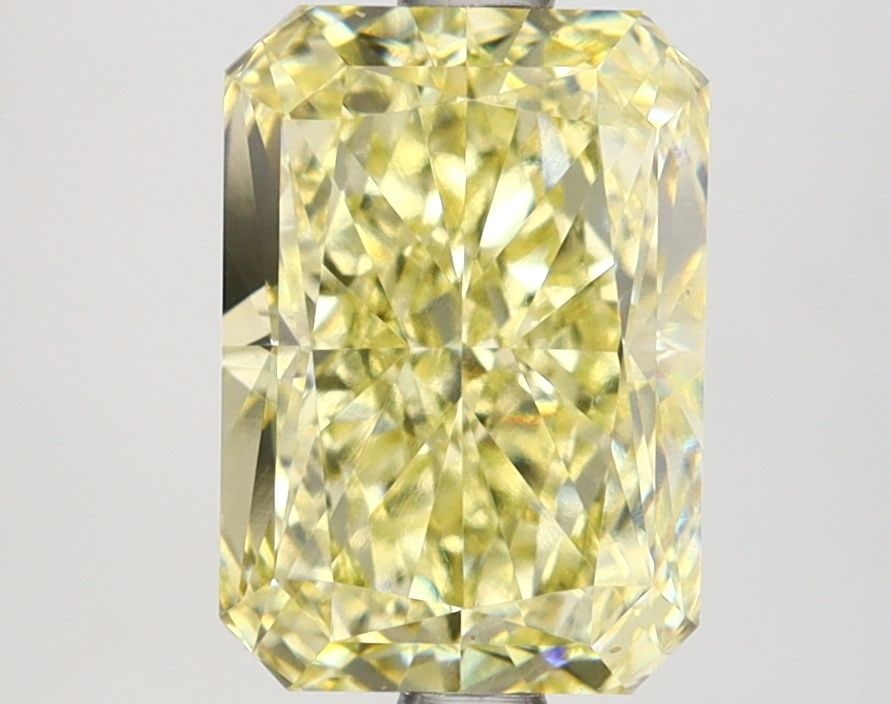 Loose Diamond - RADIANT 2.66ct Fancy Intense Yellow VVS2: Loose Diamond - RADIANT 2.66ct Fancy Intense Yellow VVS2 Source: This is a real non-mined Diamond that has been grown in a lab Shape: RADIANT Carats: 2.66 Color: Fancy Intense Yellow Certification: IG