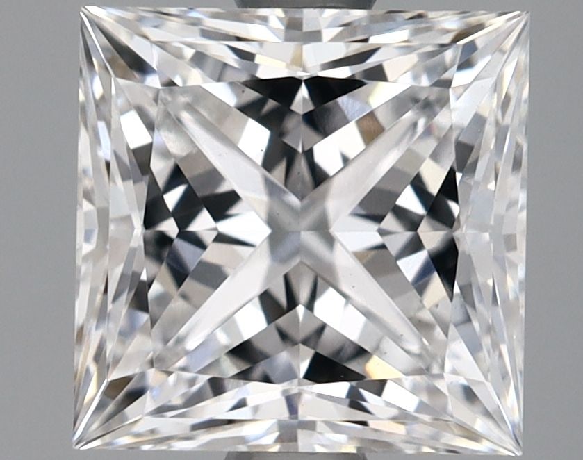 Loose Diamond - PRINCESS 1.86ct D VS1: Loose Diamond - PRINCESS 1.86ct D VS1 Source: This is a real non-mined Diamond that has been grown in a lab Shape: PRINCESS Carats: 1.86 Color: D Clarity: VS1 Certification: IGI Video: