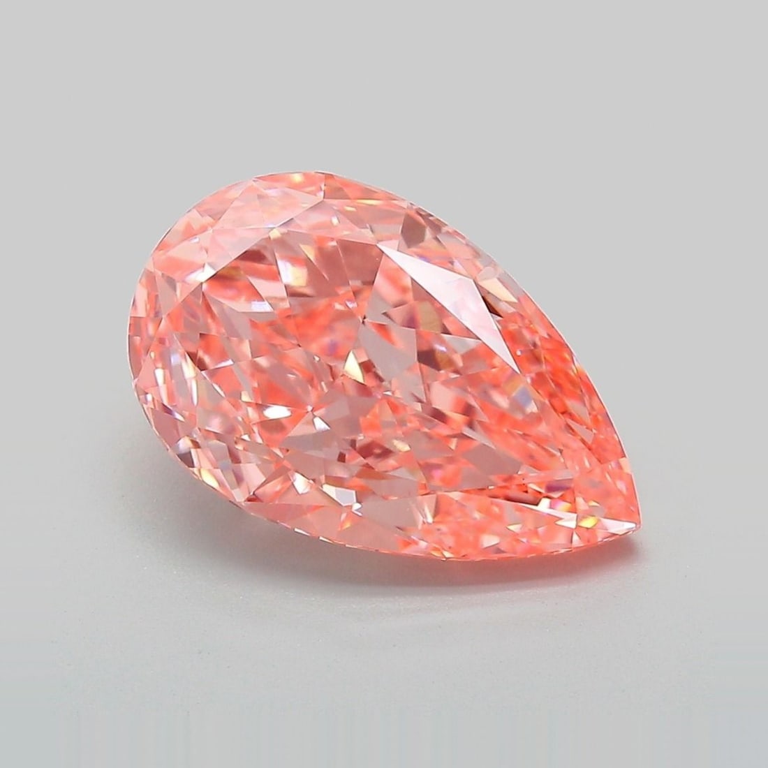 Loose Diamond - PEAR 4.54ct Fancy Vivid Pink VVS2: Loose Diamond - PEAR 4.54ct Fancy Vivid Pink VVS2 Source: This is a real non-mined Diamond that has been grown in a lab Shape: PEAR Carats: 4.54 Color: Fancy Vivid Pink Certification: IGI Video: