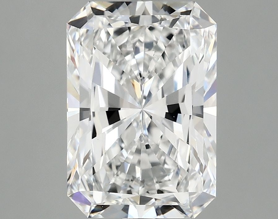 Loose Diamond - RADIANT 3.0ct E VS1: Loose Diamond - RADIANT 3.0ct E VS1 Source: This is a real non-mined Diamond that has been grown in a lab Shape: RADIANT Carats: 3.0 Color: E Clarity: VS1 Certification: IGI Video: