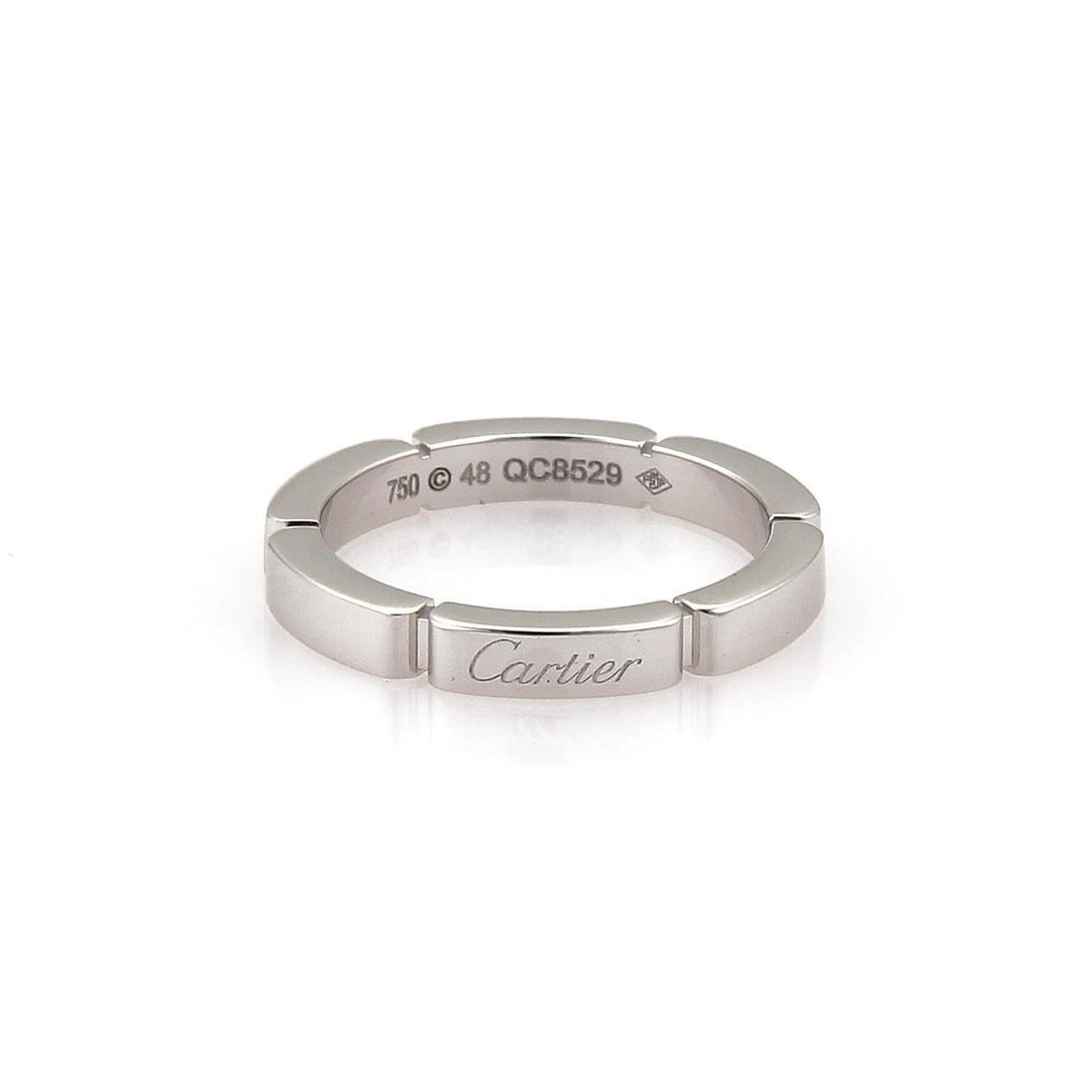 Cartier Maillon Panthere 18kt White Gold Band Ring with Cert: Cartier Maillon Panthere 18kt White Gold Band Ring with Cert Discover the elegance of this authentic Cartier Maillon Panthere band ring, expertly crafted from 18kt white gold. This stunning piece feat