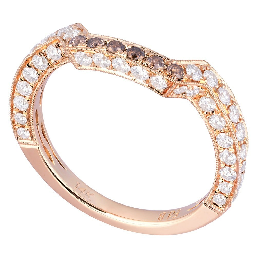 Rachel Koen 18K Rose Gold 0.75ct Diamond Curved Ladies Ring: Rachel Koen 18K Rose Gold 0.75ct Diamond Curved Ladies Ring This stunning 18K rose gold ladies ring features a unique curved design adorned with 0.75 carats of genuine diamonds, which include a mix of