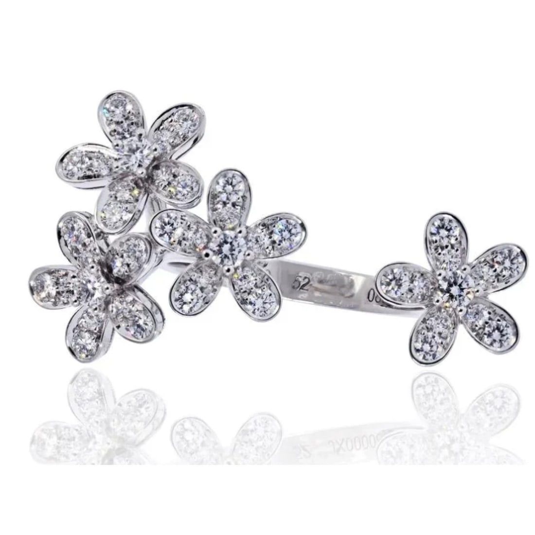 Van Cleef & Arpels Socrate Flower Diamond Ring 0.88CT 18K White Gold: Van Cleef & Arpels Socrate Flower Diamond Ring 0.88CT 18K White Gold Introducing the Van Cleef & Arpels Socrate Flower Diamond Ring, a stunning piece crafted in 18K white gold. This exquisite cocktail