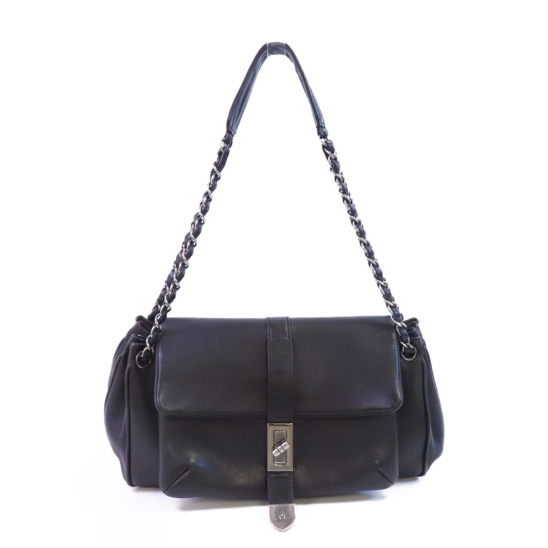 Black Calfskin CHANEL Shoulder Bag with Silver Chain CC Logo (1 of 17)