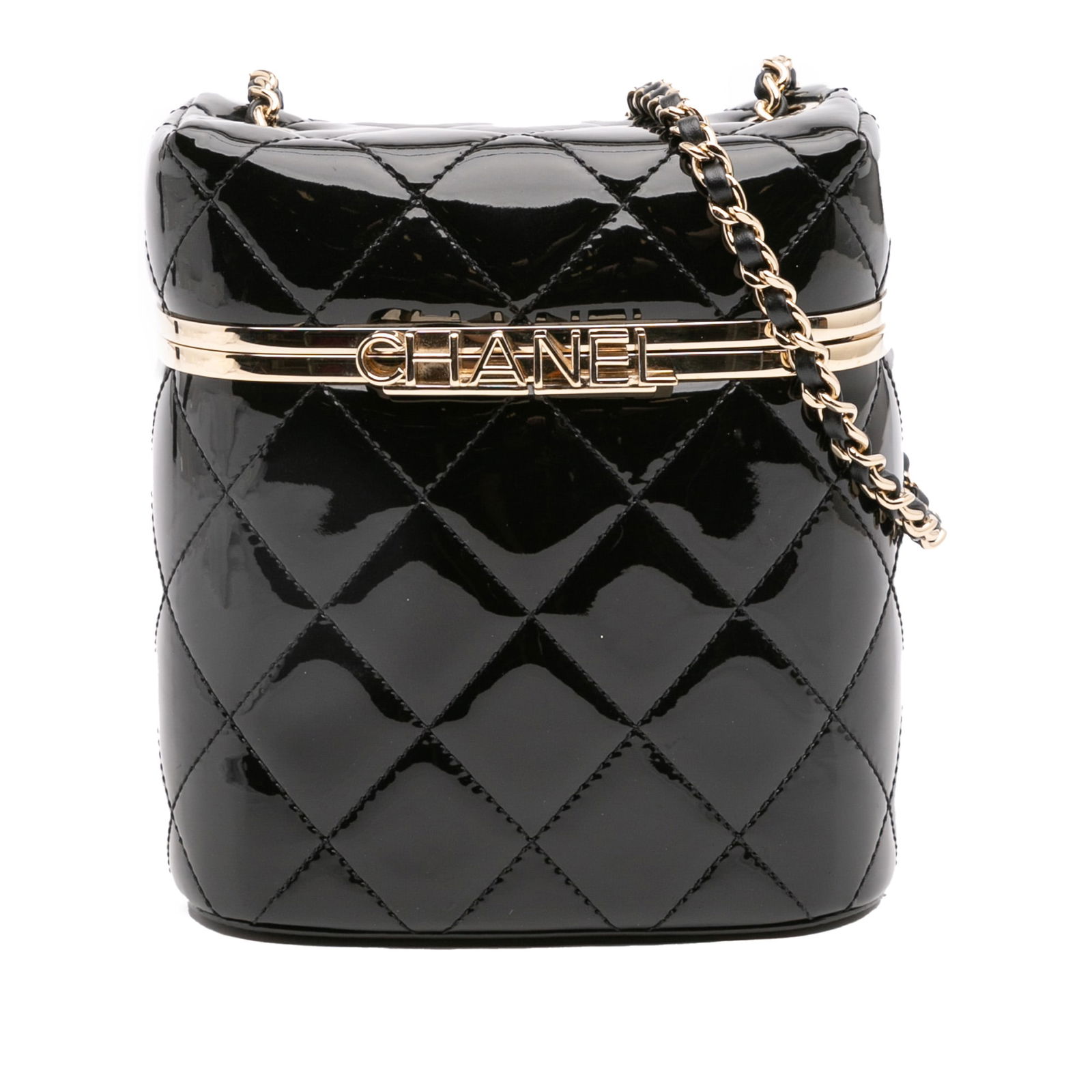 Chanel Black Quilted Patent Leather Chain Vanity Bag: Chanel Black Quilted Patent Leather Chain Vanity Bag Elevate your accessory collection with this Chanel Quilted Patent Logo Chain Vanity Case. Crafted from luxurious quilted patent leather, this styli