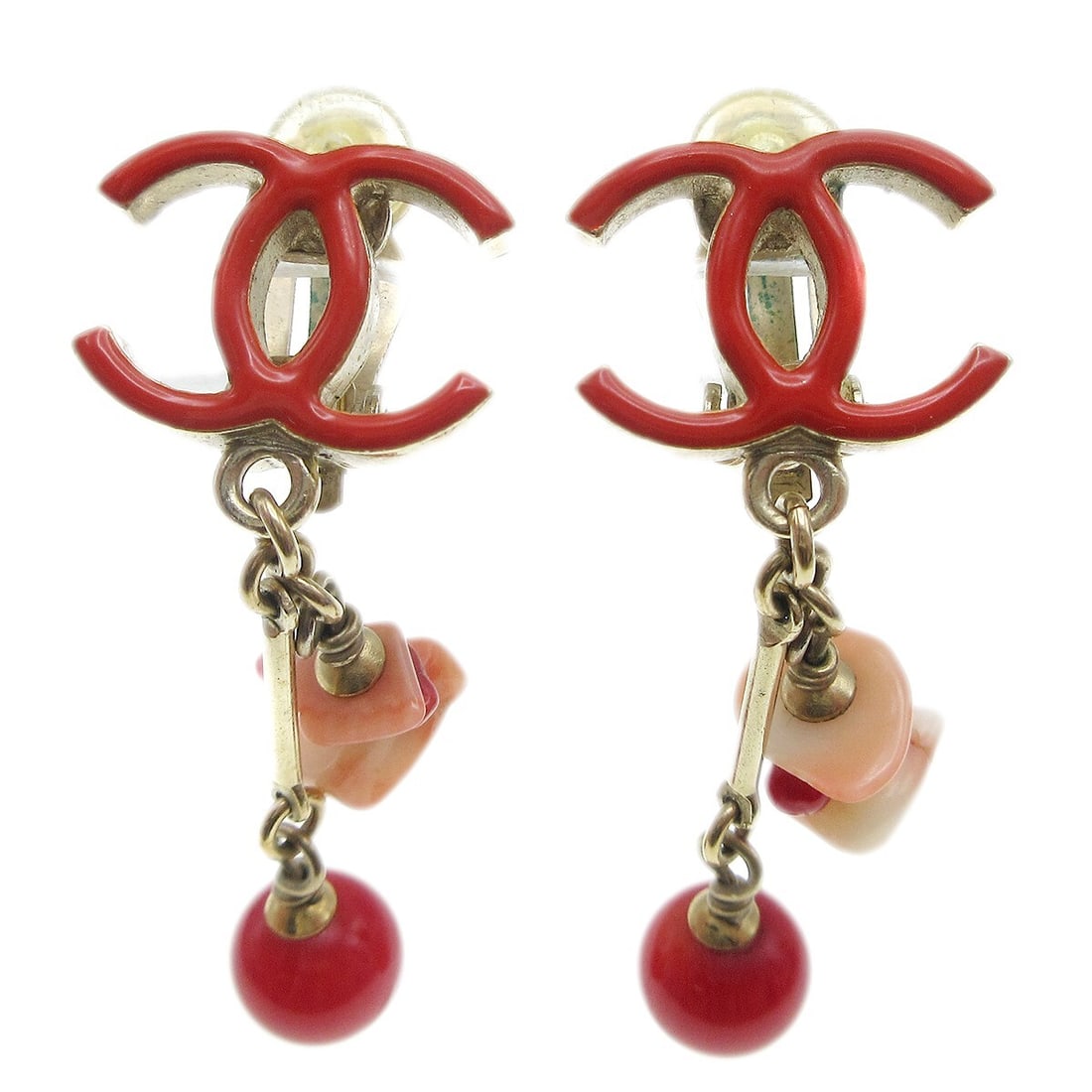 Chanel Gold Red Dangle Clip-On Earrings A11C: Chanel Gold Red Dangle Clip-On Earrings A11C Elevate your accessory collection with these stunning Chanel Dangle Clip-On Earrings. Featuring a vibrant gold and red color scheme, these earrings are des