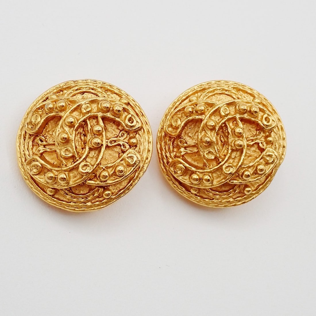 Pair of Vintage Chanel CC Logo Gold Tone Clip-On Earrings (1 of 1)