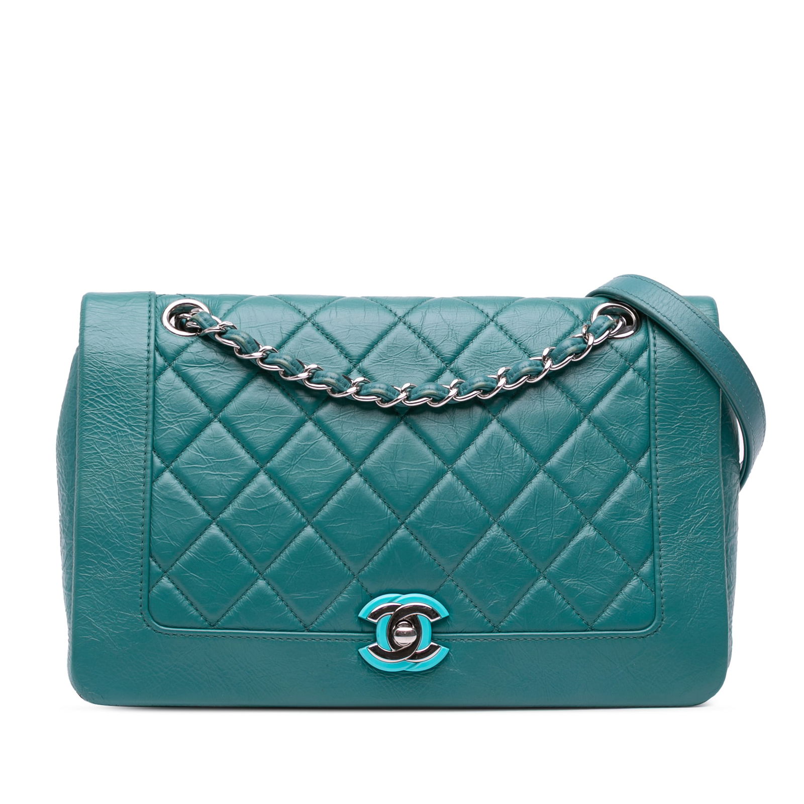 Chanel Medium Crumpled Calfskin Blue Vintage Full Flap Bag: Chanel Medium Crumpled Calfskin Blue Vintage Full Flap Bag Elevate your style with this Chanel Medium Crumpled Calfskin Bi Vintage Full Flap crossbody bag. Crafted from luxurious quilted crumpled calf