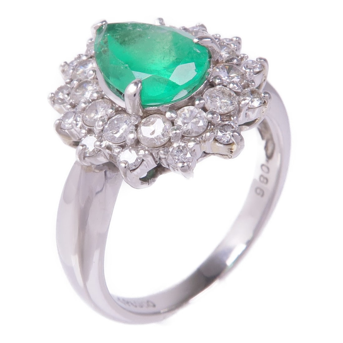 JEWELRY Emerald Diamond Ring in PT900 Platinum Size 7 (1 of 8)