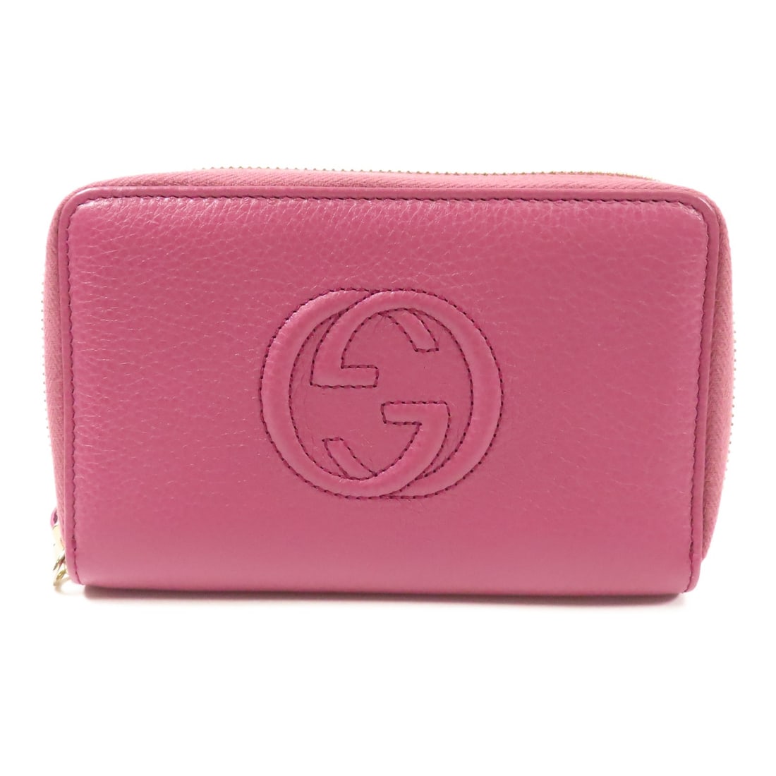GUCCI GG GHW Purple Calfskin Round Wallet 354286: GUCCI GG GHW Purple Calfskin Round Wallet 354286 This elegant GUCCI GG GHW wallet features a round design crafted from high-quality calfskin leather in a vibrant purple hue. Made in Italy, it combines