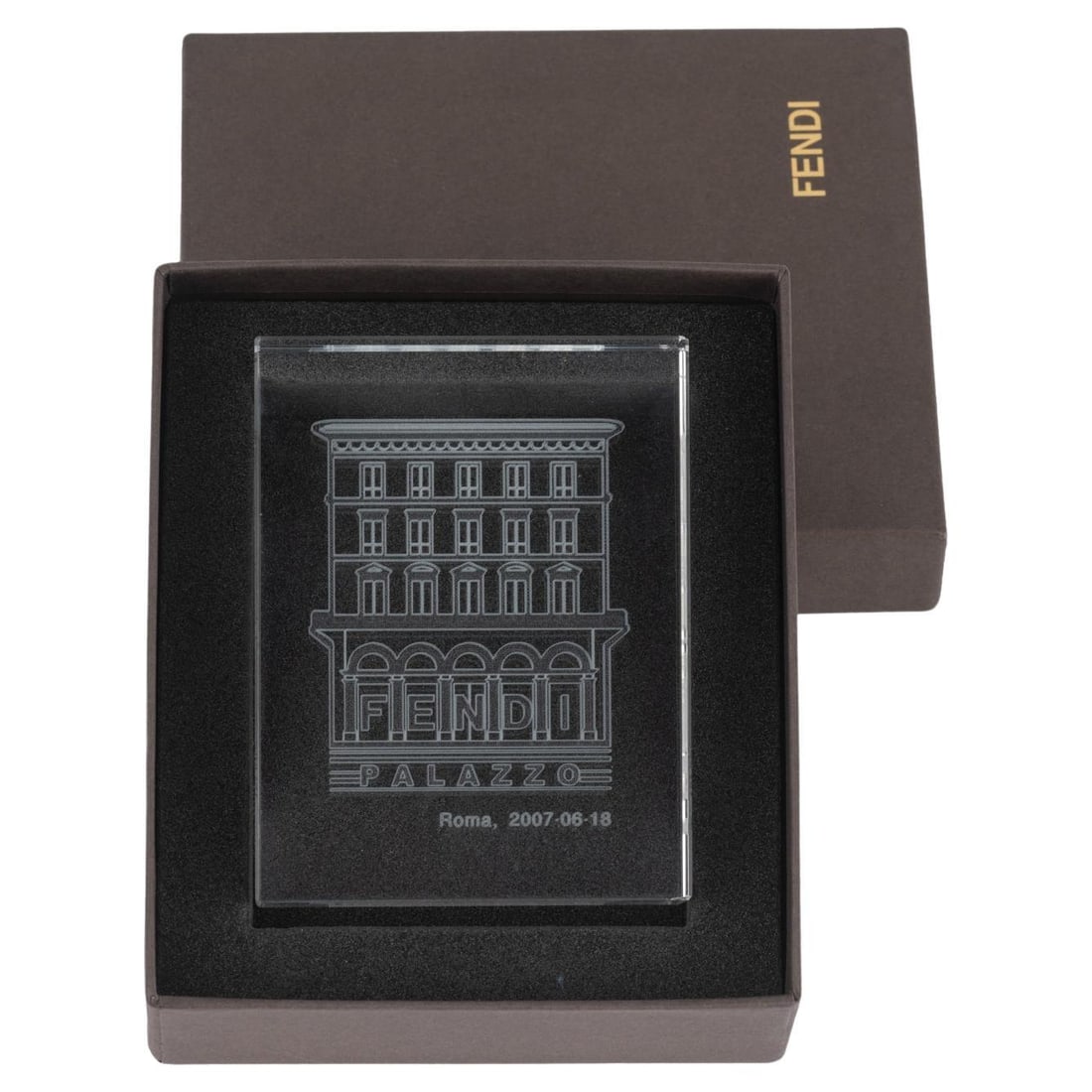 Fendi Lucite Paper Weight with Rome Store Engraving New in Box: Fendi Lucite Paper Weight with Rome Store Engraving New in Box Enhance your workspace with this exquisite Fendi Lucite Paper Weight, featuring an elegant engraving of the Fendi Rome store facade. This