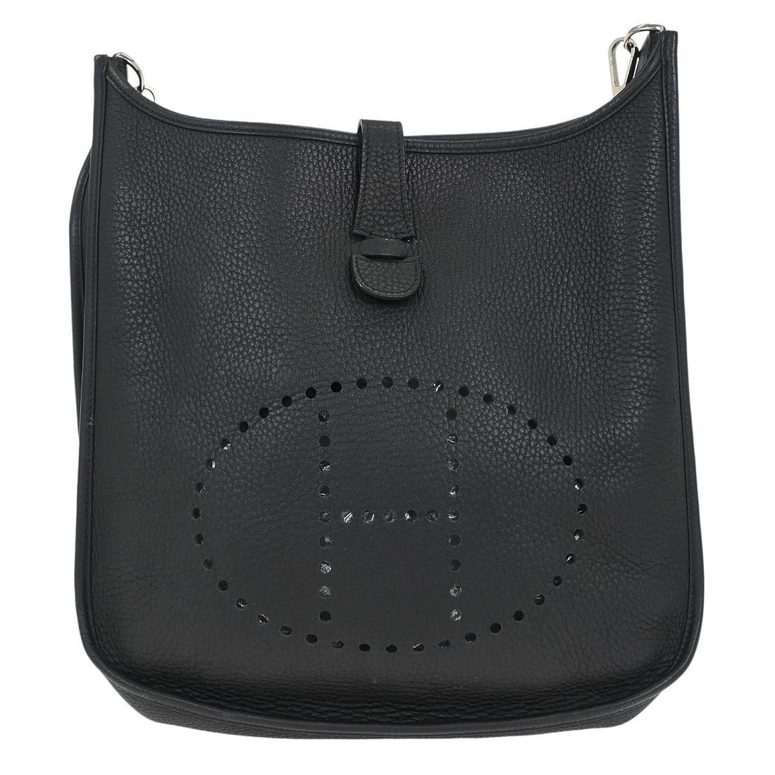 Hermes Black Taurillon Clemence Evelyne 3 GM Shoulder Bag: Hermes Black Taurillon Clemence Evelyne 3 GM Shoulder Bag Introducing the exquisite Hermes Black Taurillon Clemence Evelyne 3 GM Shoulder Bag, a stunning accessory that perfectly combines style and fu