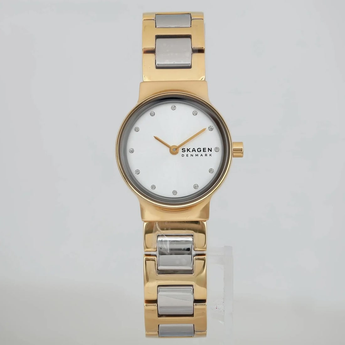 Skagen Freja Quartz Ladies Dress Watch SKW2790 Silver Dial Gold Bracelet (1 of 3)