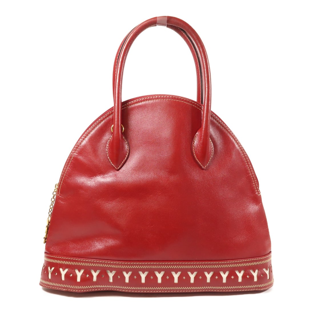 Yves Saint Laurent Red Calfskin Tote Bag GHW: Yves Saint Laurent Red Calfskin Tote Bag GHW This elegant Yves Saint Laurent tote bag is crafted from high-quality calfskin leather, showcasing a vibrant red exterior that adds a bold touch to any out