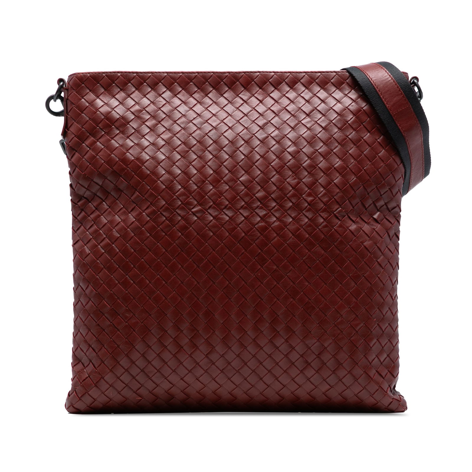 Bottega Veneta Red Nappa Intrecciato Leather Crossbody Bag: Bottega Veneta Red Nappa Intrecciato Leather Crossbody Bag This exquisite Bottega Veneta Nappa Intrecciato Crossbody bag showcases a striking woven leather design in a vibrant red hue. It features a f