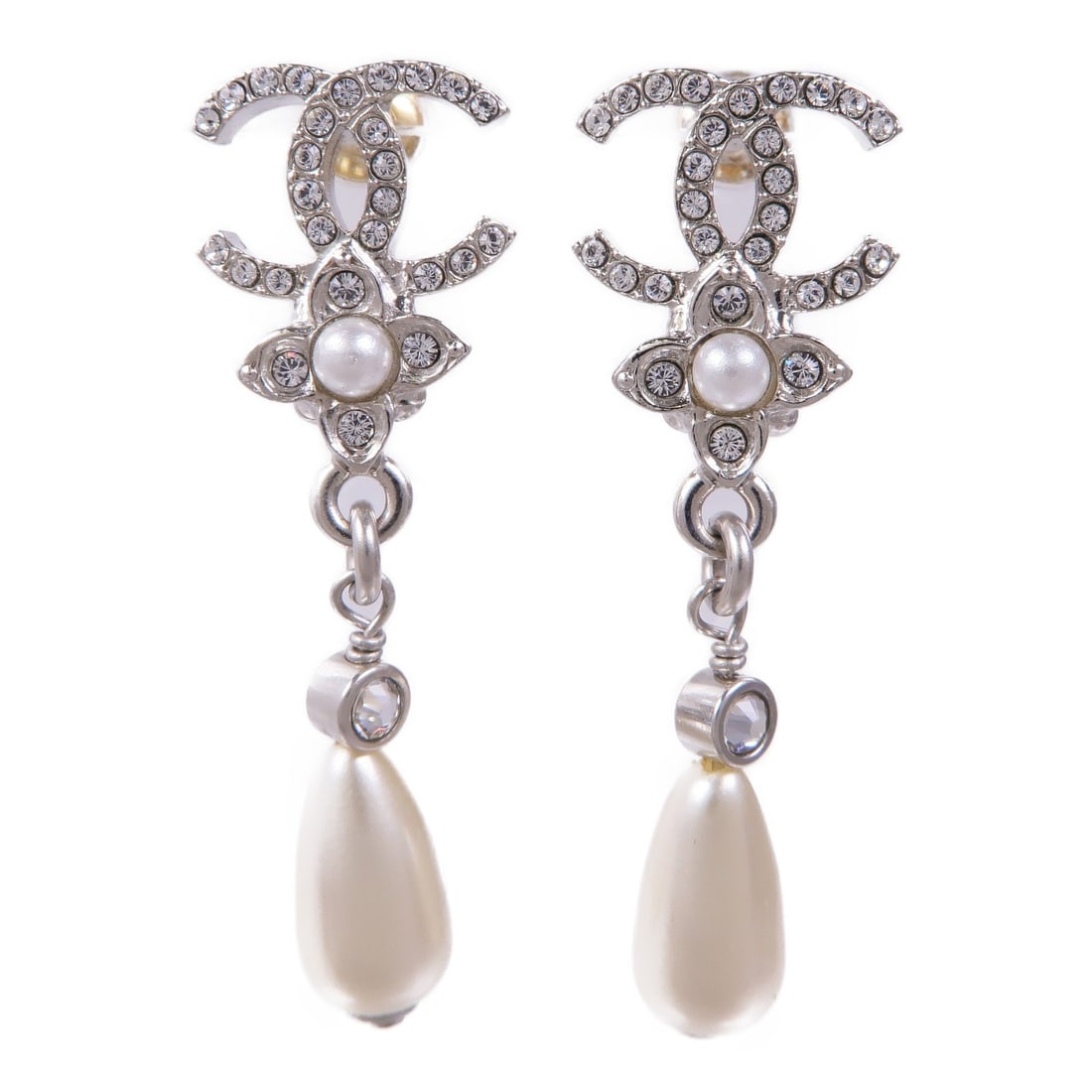 CHANEL Silver CC Pierced Earrings Elegant Accessories (1 of 8)