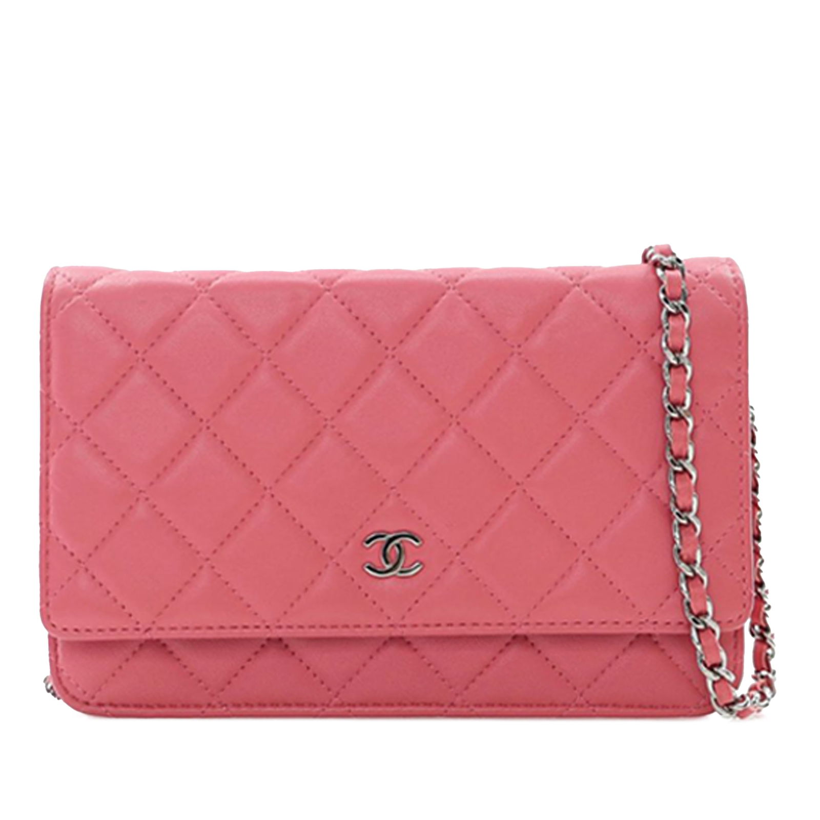 Chanel Classic Lambskin Wallet on Chain Pink Leather Italy: Chanel Classic Lambskin Wallet on Chain Pink Leather Italy This Chanel Classic Lambskin Wallet on Chain is a timeless accessory made from luxurious quilted lambskin leather. It features a stylish leat